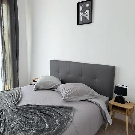 De Charme Paris Rocquencourt