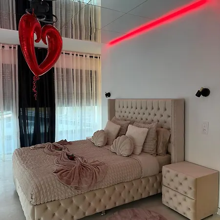 De Charme Paris * Rocquencourt