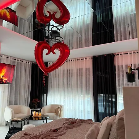 De Charme Paris * Rocquencourt