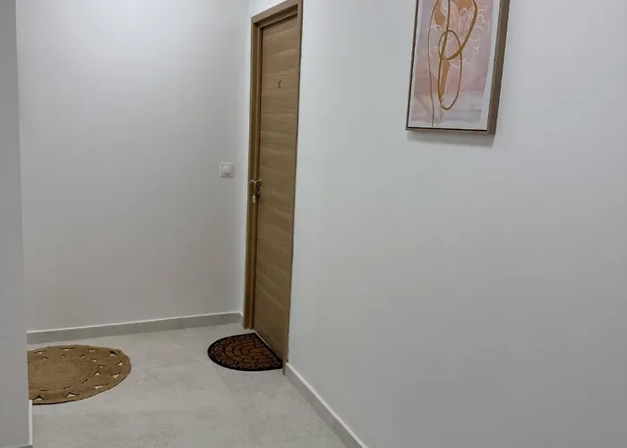Апартаменты Exceptionnel Versailles Rocquencourt