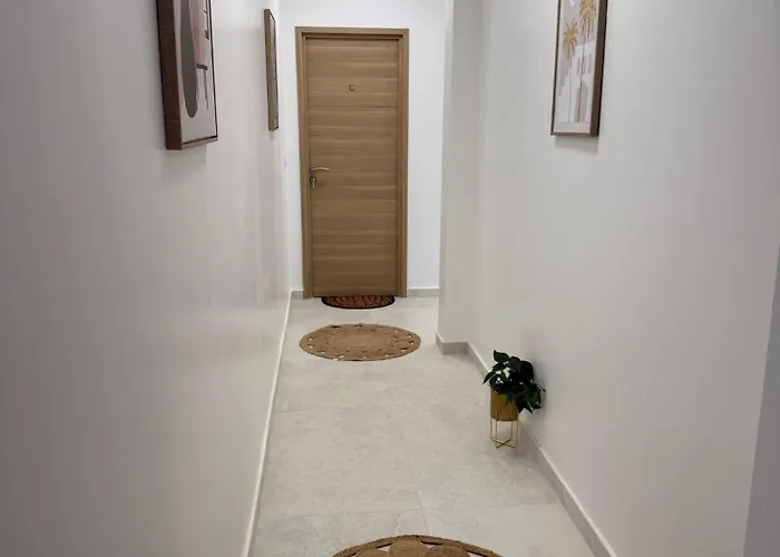 Апартаменты Exceptionnel Versailles Rocquencourt